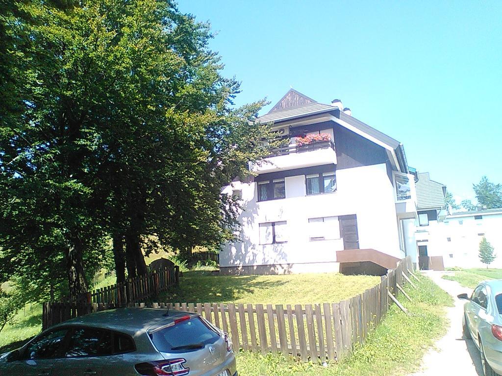Art Apartman Plitvicka Jezera Exterior foto